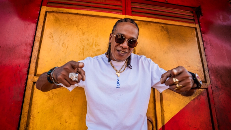 Yaniss Odua rejoint Talowa Productions !